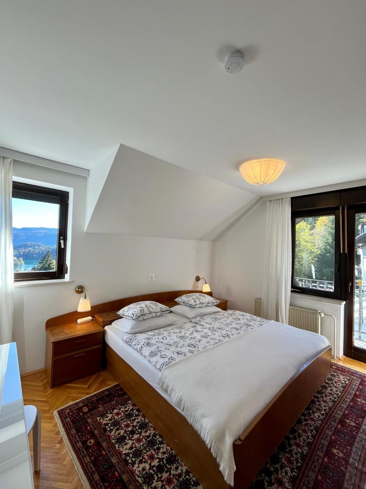 Lakeview Guesthouse & Chalet בלד מראה חיצוני תמונה