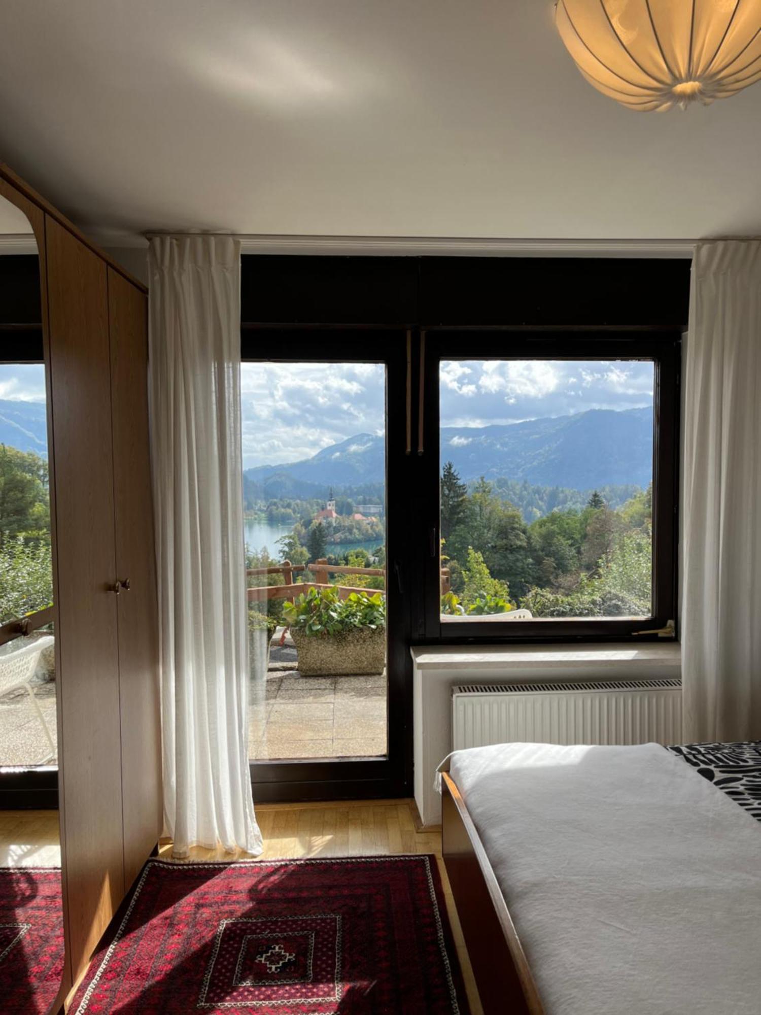Lakeview Guesthouse & Chalet בלד מראה חיצוני תמונה