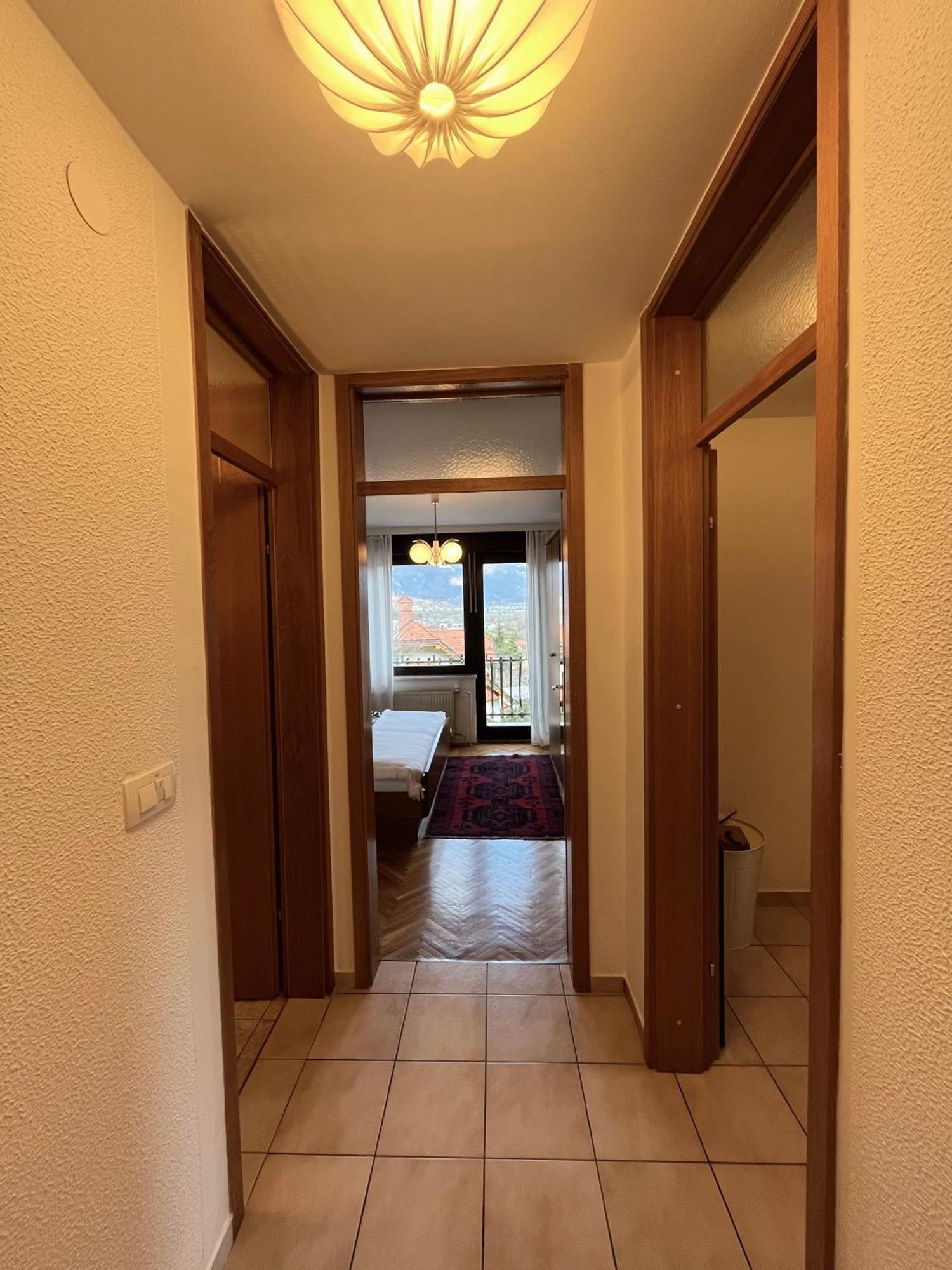 Lakeview Guesthouse & Chalet בלד חדר תמונה